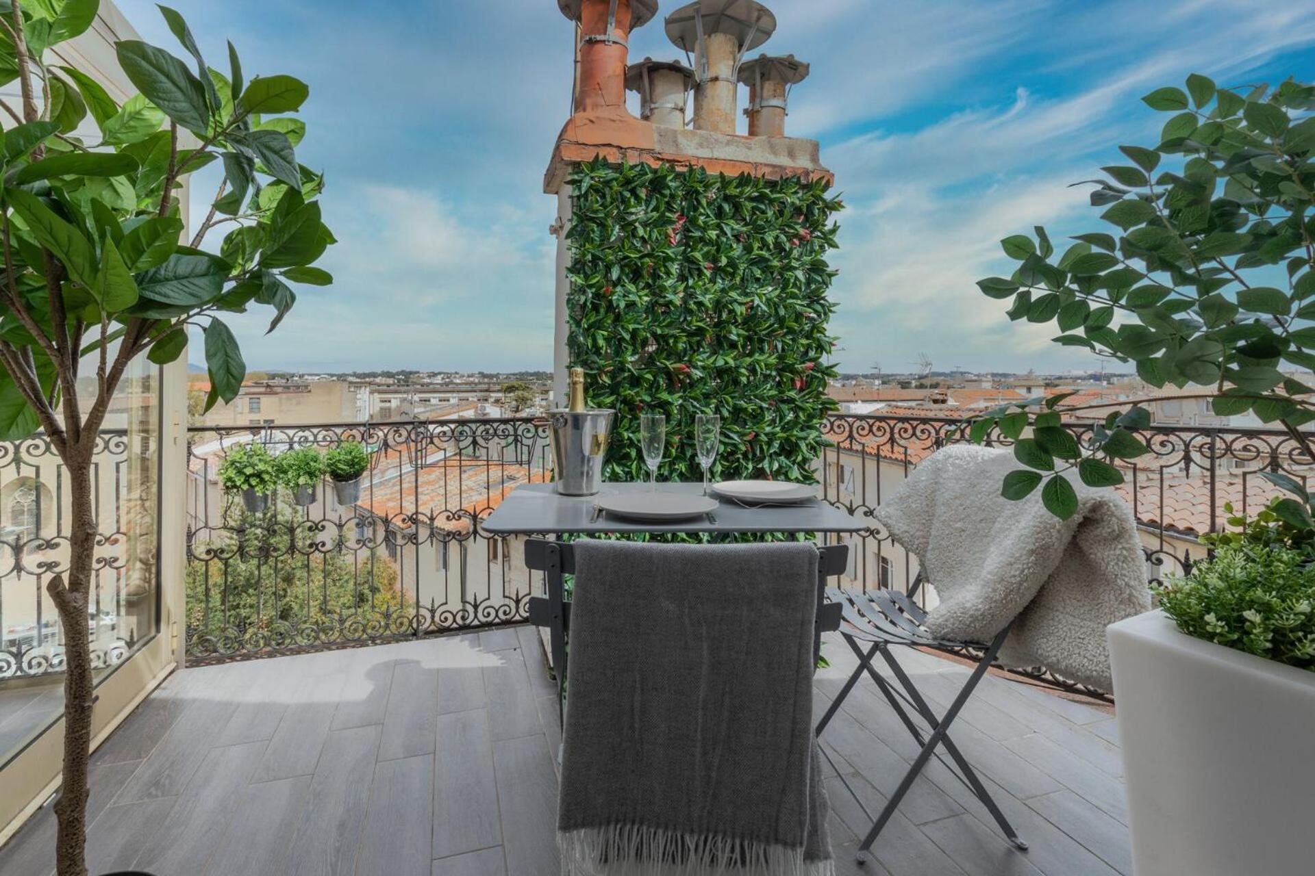 Апартаменты La Terrasse, Vue Sur Les Toits De Монпелье Экстерьер фото