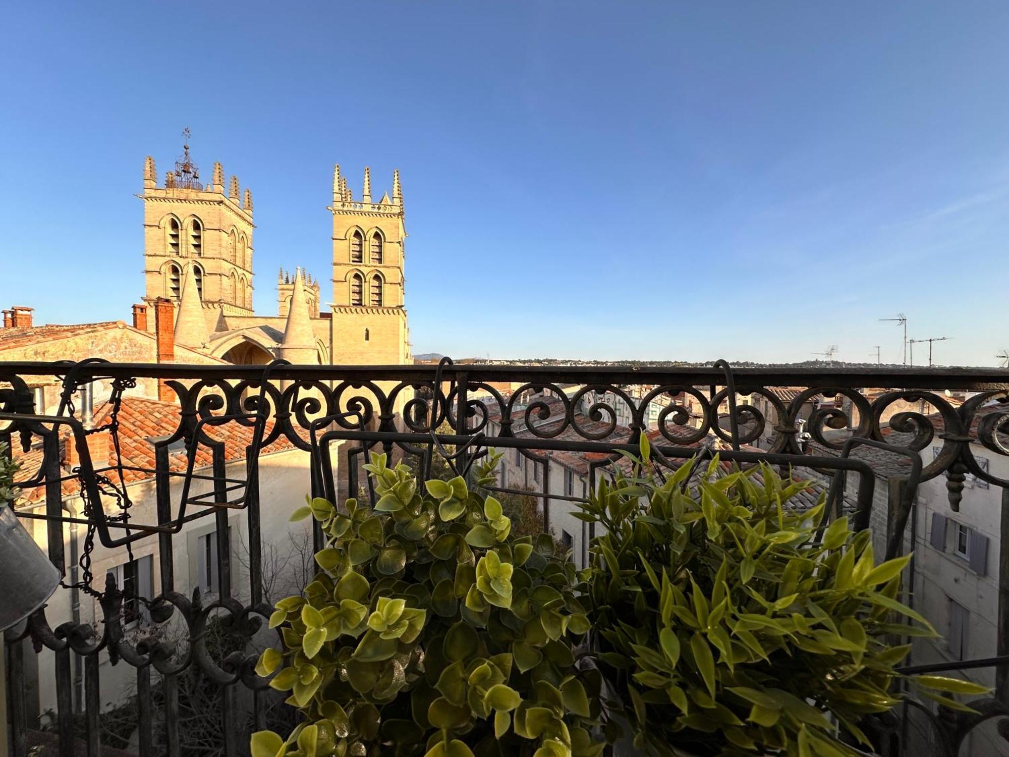 Апартаменты La Terrasse, Vue Sur Les Toits De Монпелье Экстерьер фото